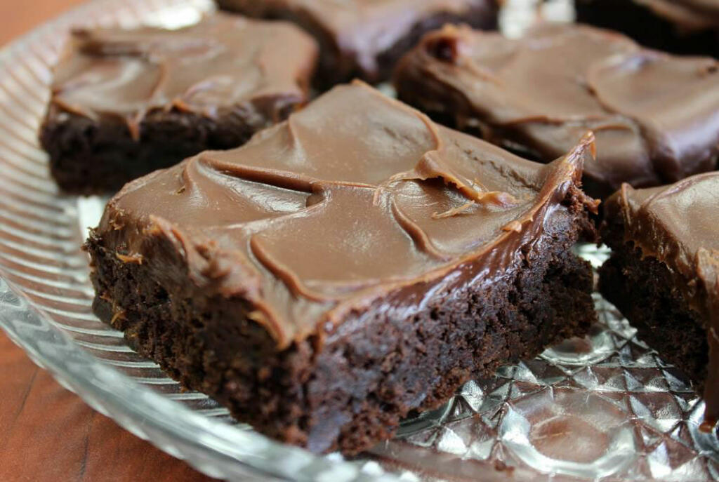 Brownies, Cakes, and more Gregory''s Foods Eagan, MN